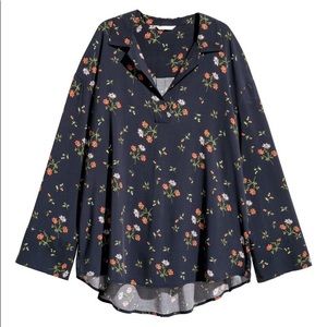 NWOT H&M Oversized Navy Blue Floral Blouse